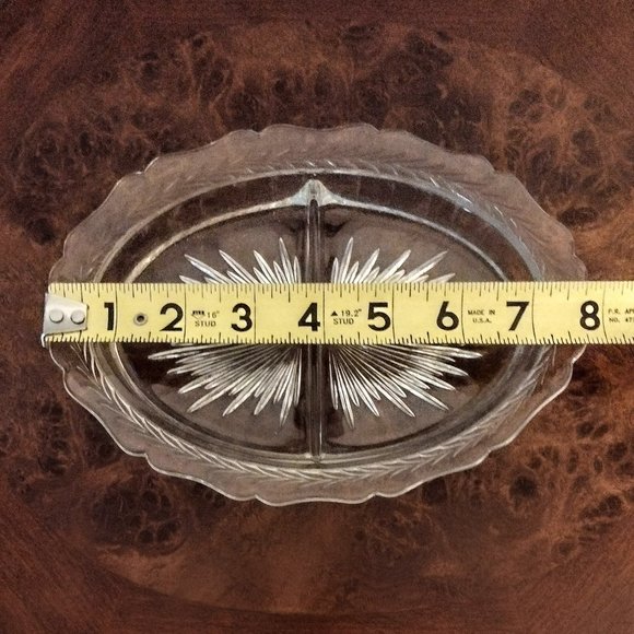 Vintage Clear Glass Oval Divided Starburst Relish Dish  Excellent Vtg. Condition - Picture 3 of 5